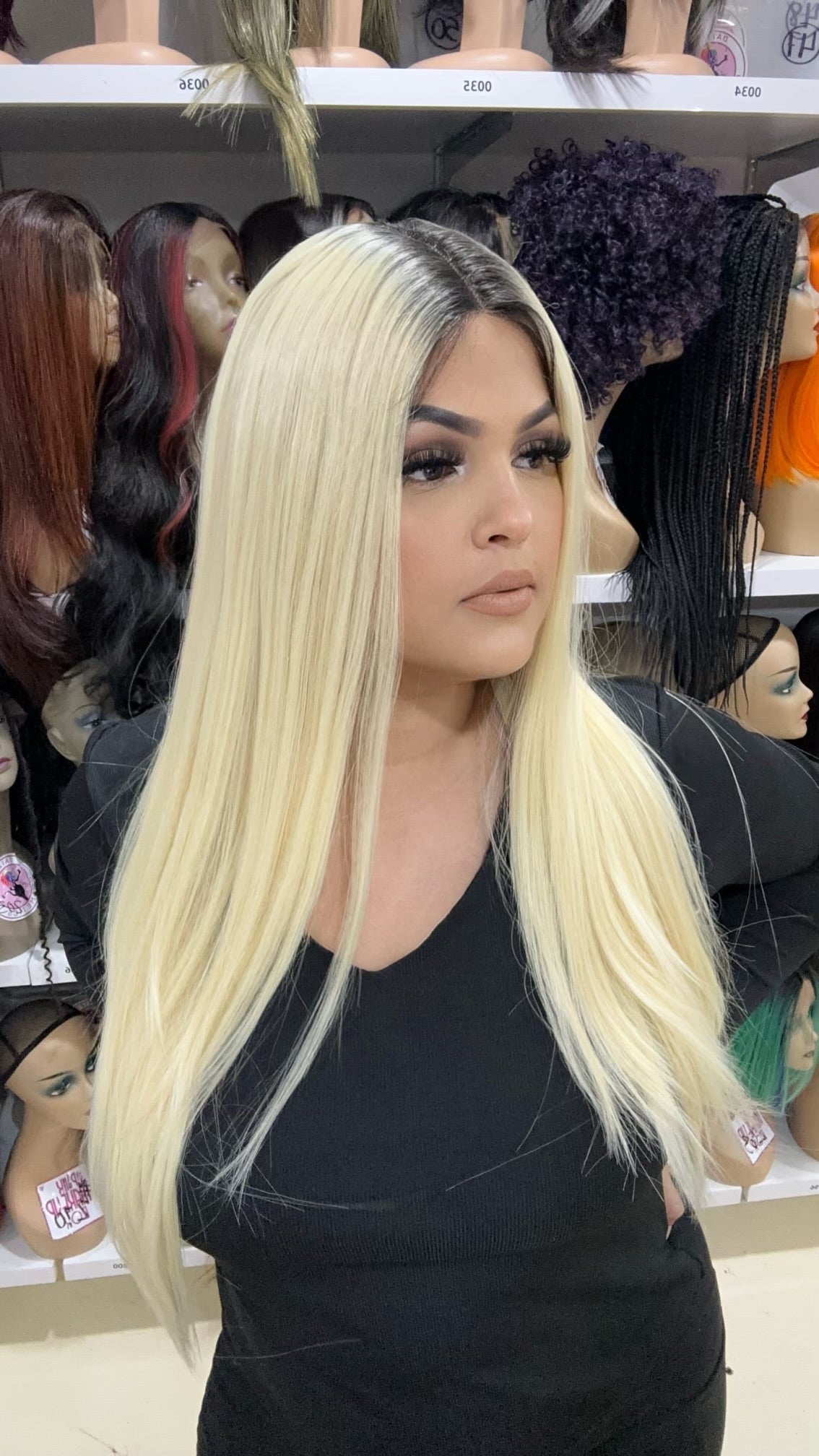 #32- Ivy-Middle Part No Lace Front Wig Human Hair Blend - 4/BLONDE