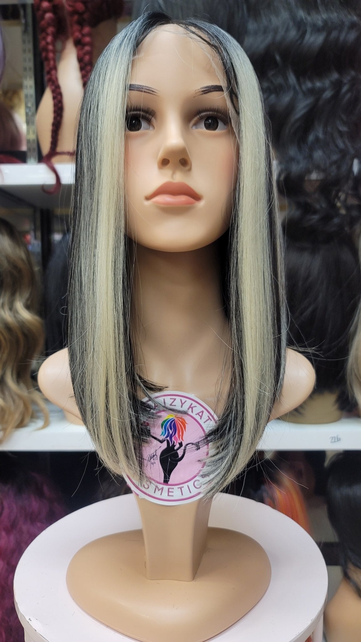 140 Tokyo - Middle Part Lace Front Wig - 1B/613 - DaizyKat Cosmetics 140 Tokyo - Middle Part Lace Front Wig - 1B/613 DaizyKat Cosmetics Wigs